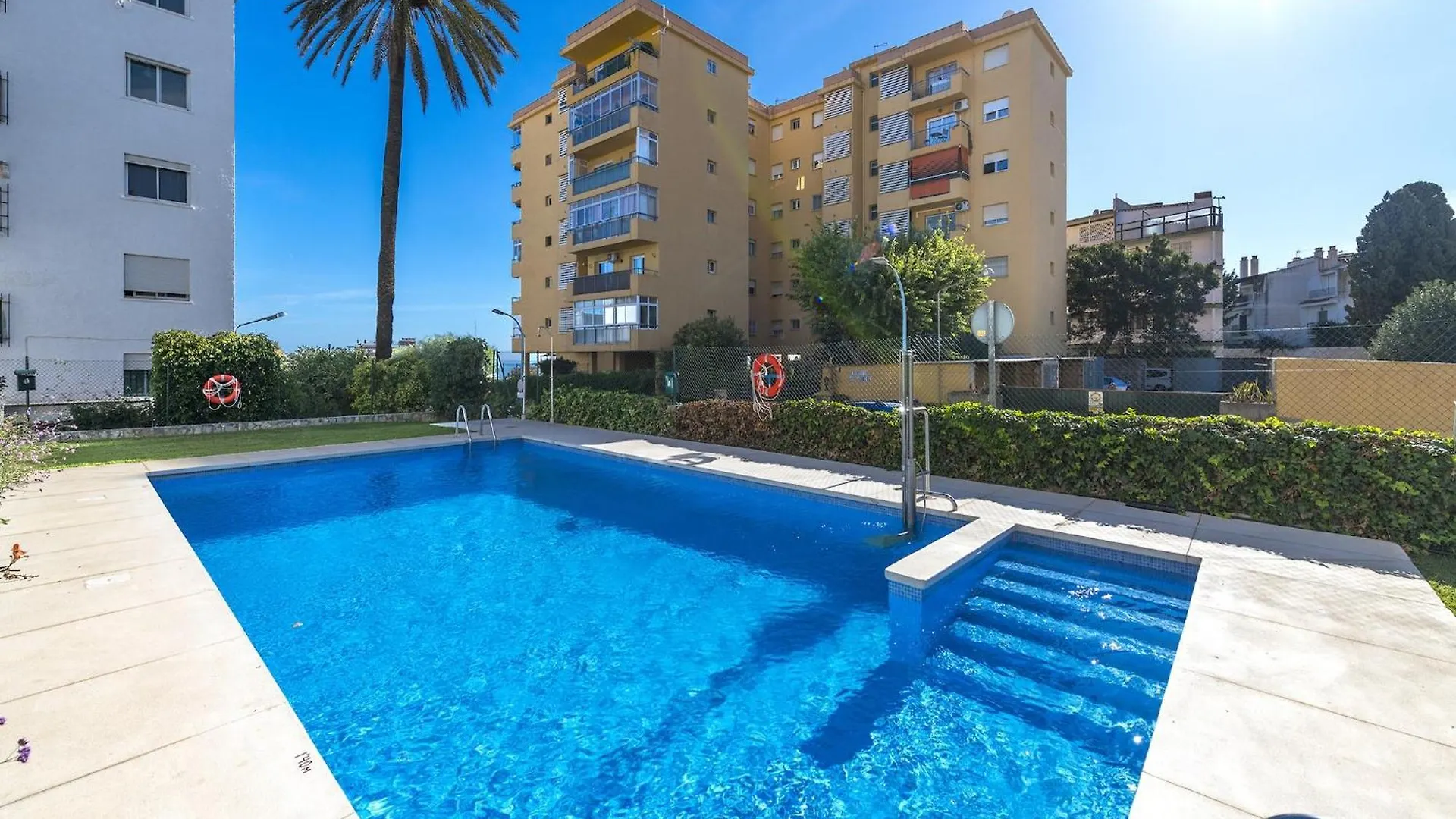 Amazing Apartment With Swimming Pool Torremolinos İspanya