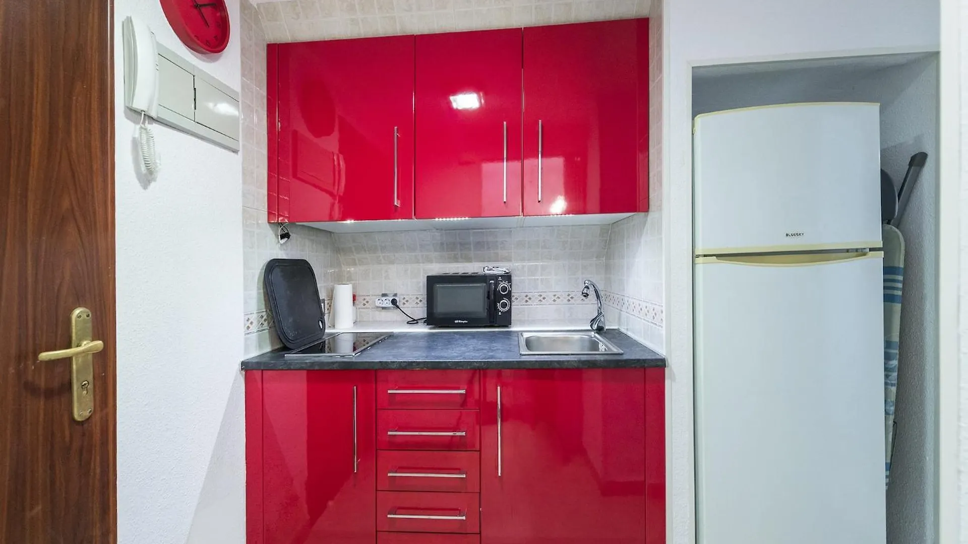 Amazing Apartment With Swimming Pool Torremolinos
