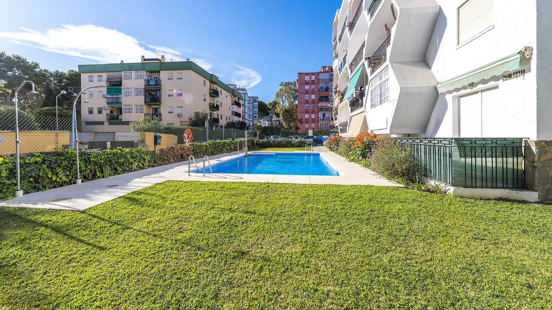 Amazing Apartment With Swimming Pool Torremolinos 0*,